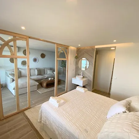 아파트 Antillas I Front Sea View Pool 푸엔히롤라